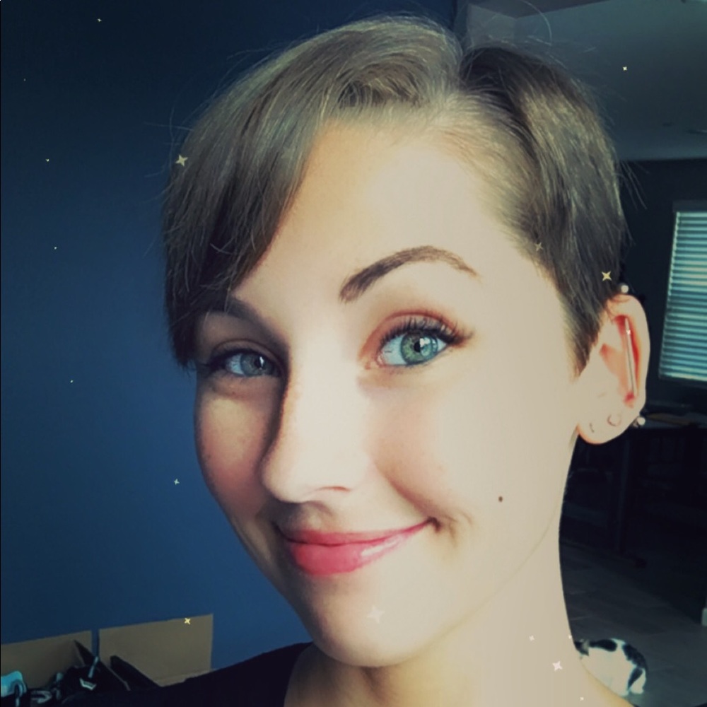 Meet your Posher, Bex